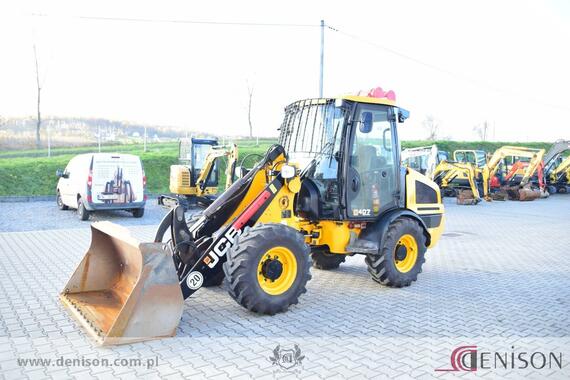 JCB 407
