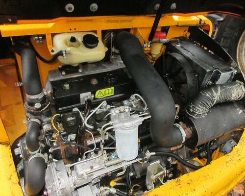 JCB 407 B ČELNÍ NAKLADAČ 4,8 TUN - 