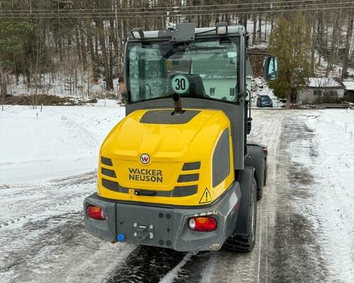 Kloubový nakladač Wacker Neuson WL 38