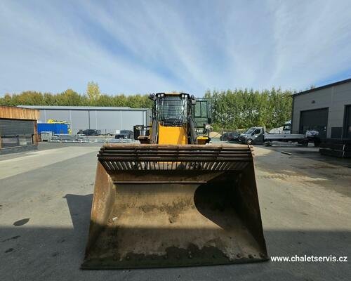 Kolový nakladač JCB 437 WHT, r.v. 2017, 7911 mth