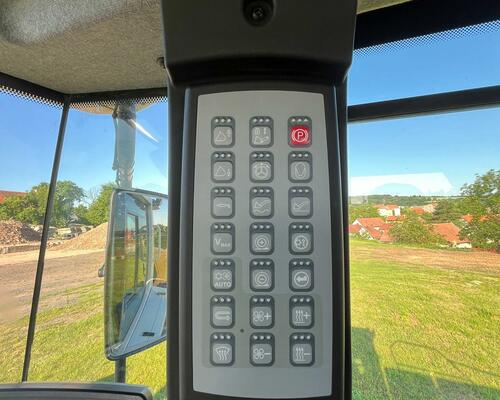 Kolový nakladač Liebherr L566 (Možnost leasingu)