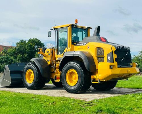 Kolový nakladač Volvo L120H (Možnost leasingu)