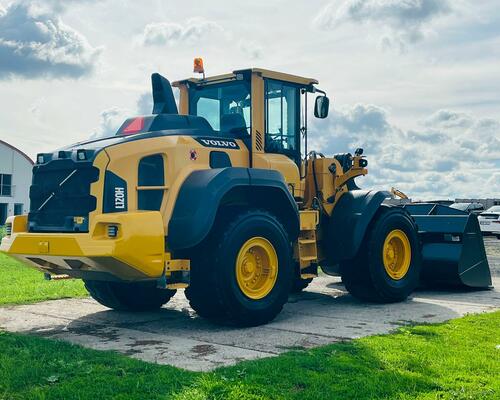 Kolový nakladač Volvo L120H (Možnost leasingu)