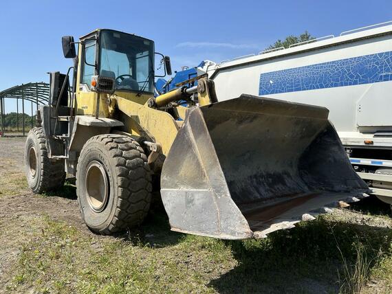 KOMATSU WA 320