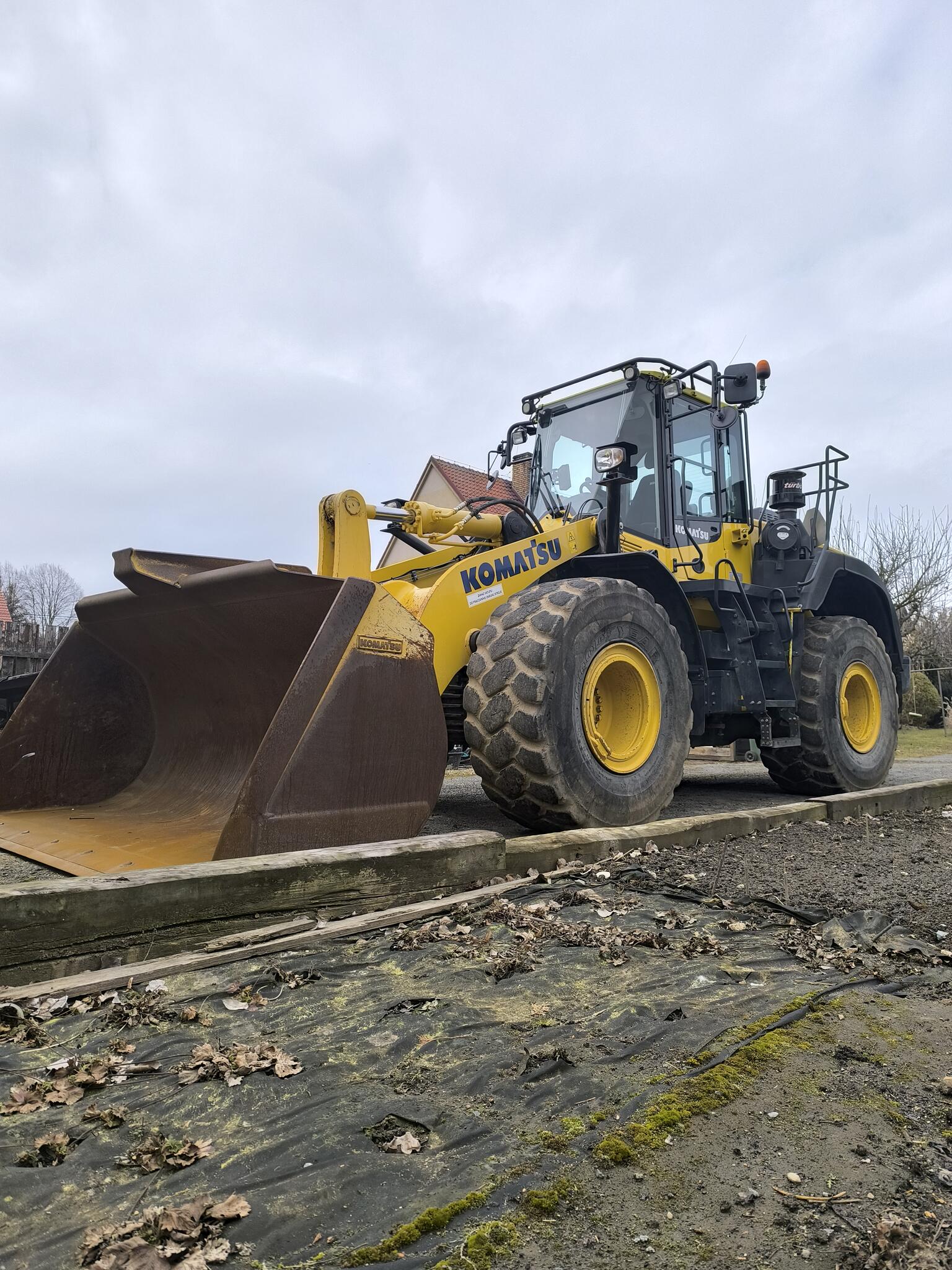 Komatsu WB 380