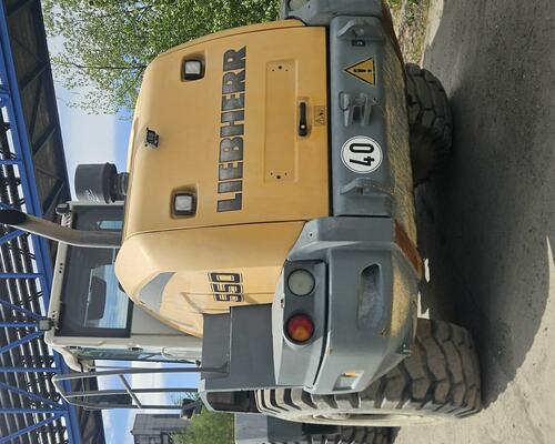 Liebherr L550