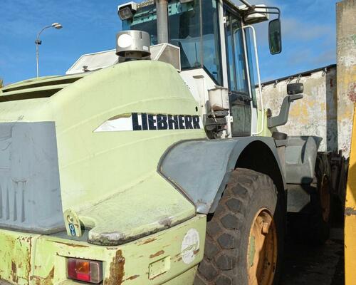 Liebherr L 524