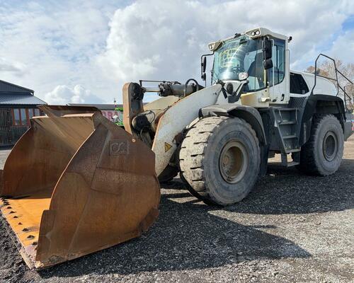 LIEBHERR L 580 X POWER