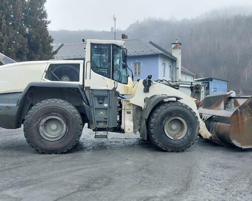 LIEBHERR L 580 X POWER