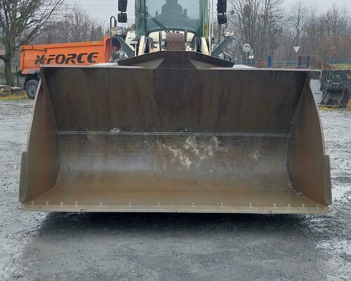 LIEBHERR L 580 X POWER -230 kW