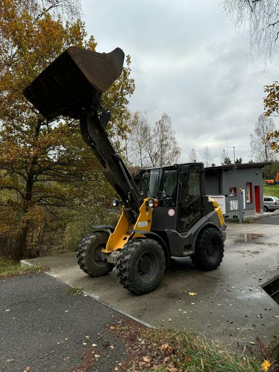 Mecalac ax1000