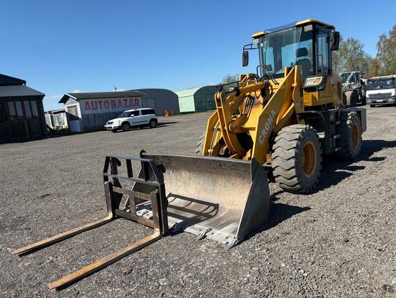 Nakladač Crona CR 2000