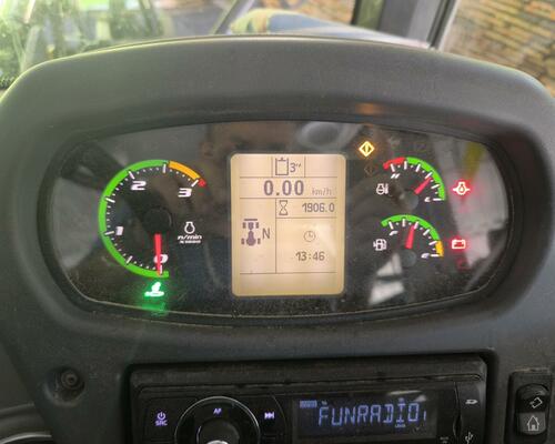New Holland W80C