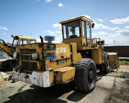 UNK 320