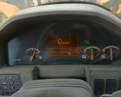 VOLVO L180F