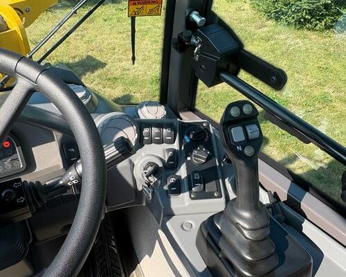 VOLVO L 25F