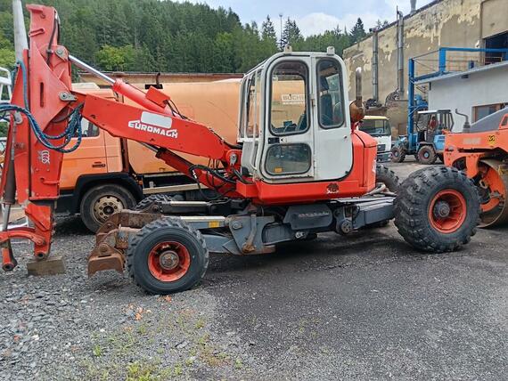 Euromach 9000 4x4  Euromach 9000 4x4