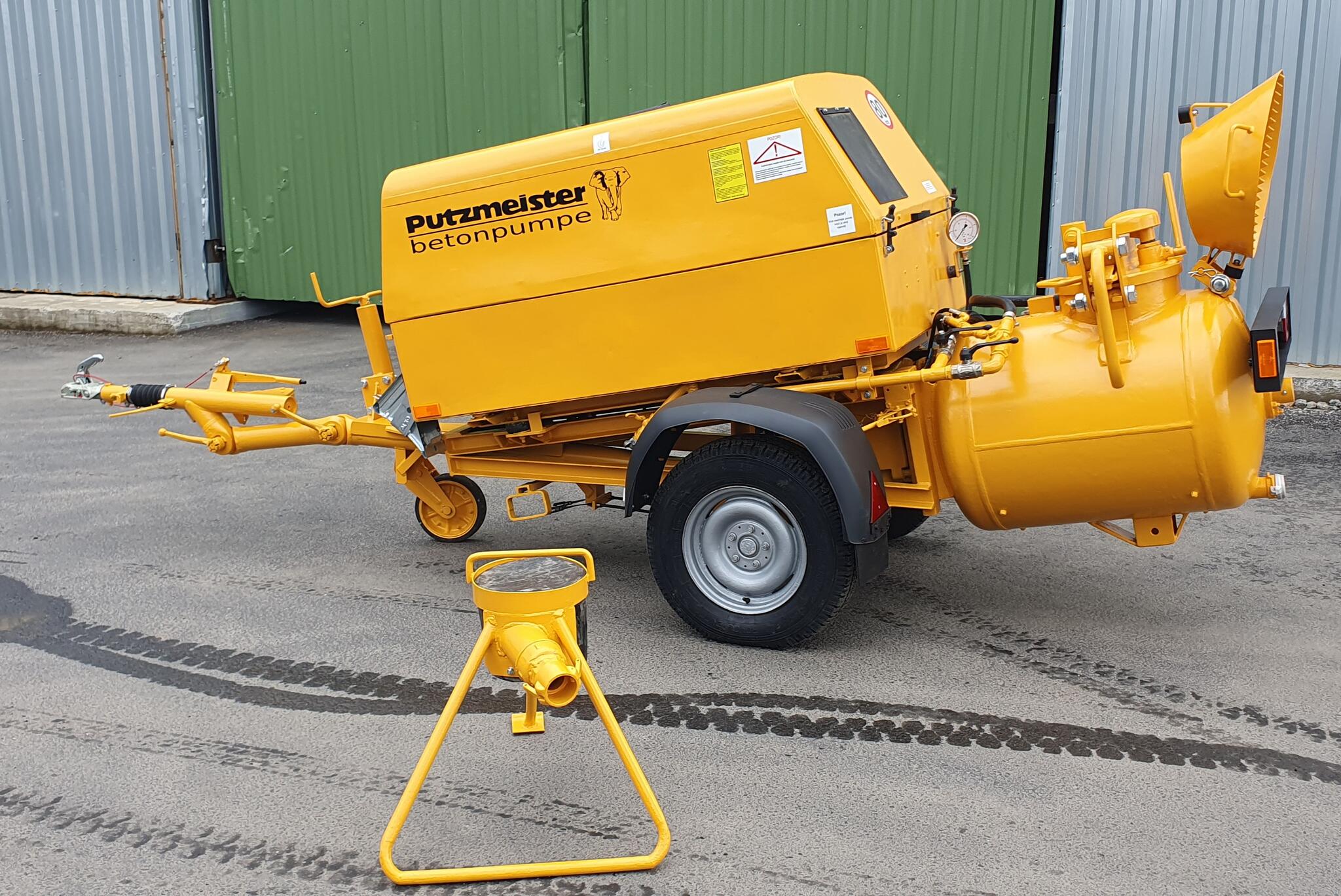 Betonpumpa PUTZMEISTER, hadice + koncovka - s CZ doklady SPZ