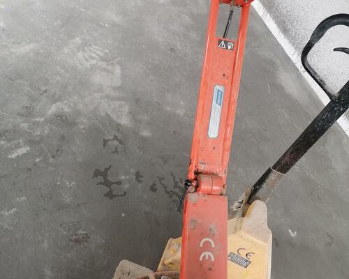 Hladička betonu Norton Clipper MTA 36, průměr rotoru 900mm, motor Honda