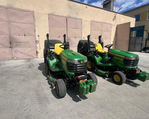JOHN DEERE X950r