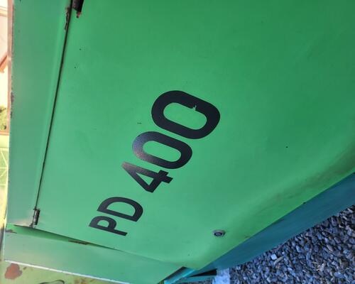 KOMPRESOR STAVEBNÍ KOLOVÝ ČESKÝ PD 400 ROK 1994