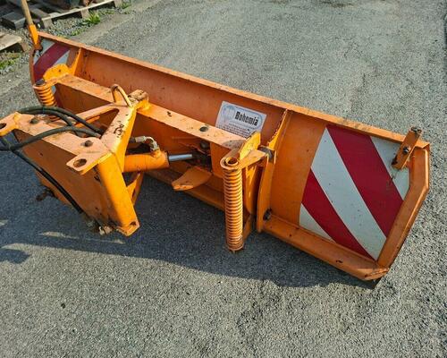 Multicar čelní otočná radlice