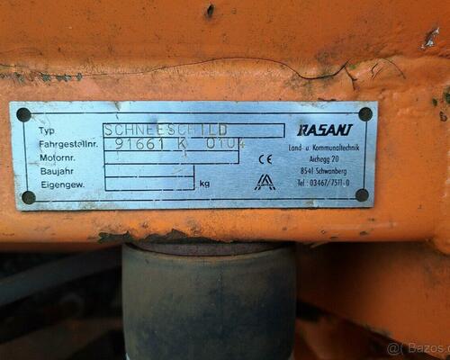 Multicar čelní otočná radlice