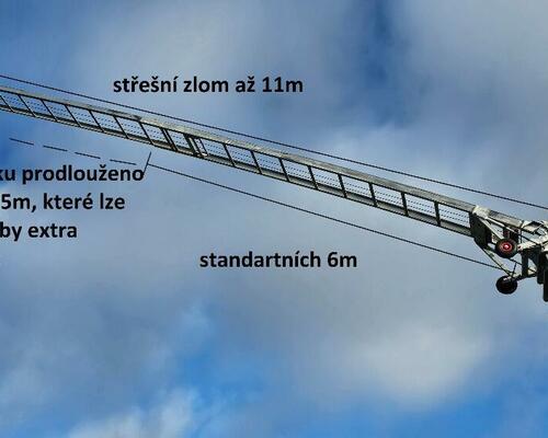 Stavební výtah BÖCKER 31m, kloub 11m - motor HONDA - CZ SPZ