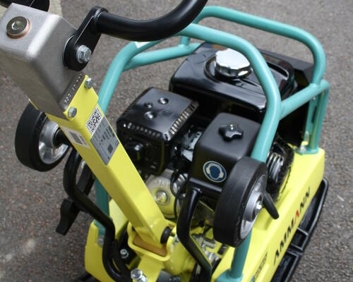Vibrační deska PROFI AMMANN APR3050 Honda