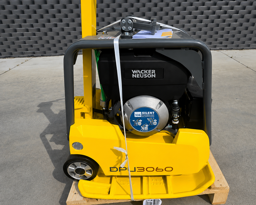 Vibrační deska WACKER NEUSON DPU 3060 Hets 30kN