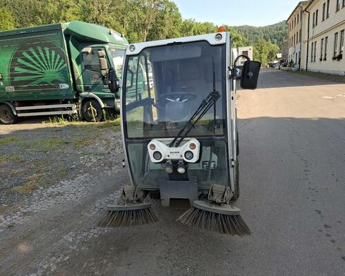 Zametací stroj Bucher CityCat 1000