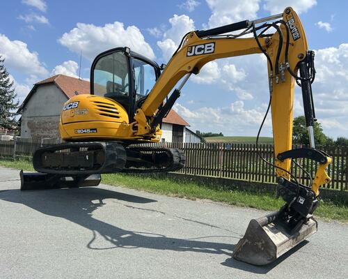 bagr JCB 8045 ZTS | 2015 | 4 400 MTH | hyd. svahovka