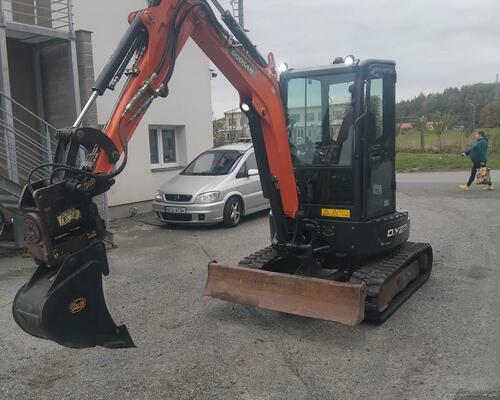 Bobcat Doosan DX27Z