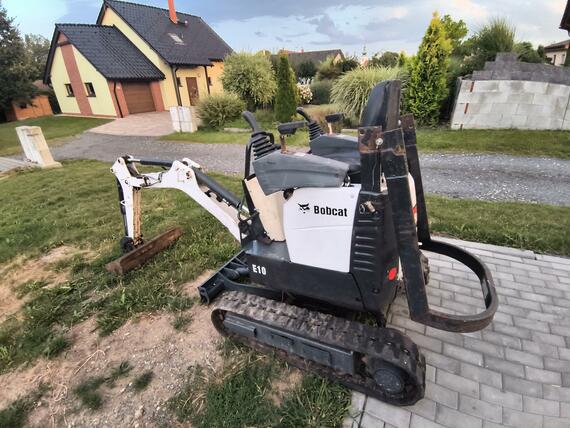 Bobcat E10 