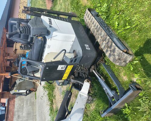 Bobcat E10 
