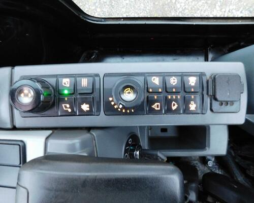 CAT 301.8, Hydraulická svahovka