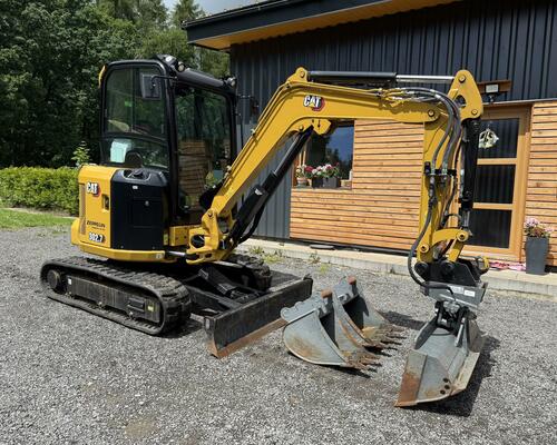 Cat 302.7 CR