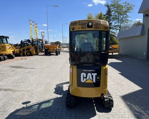 Caterpillar 301.8