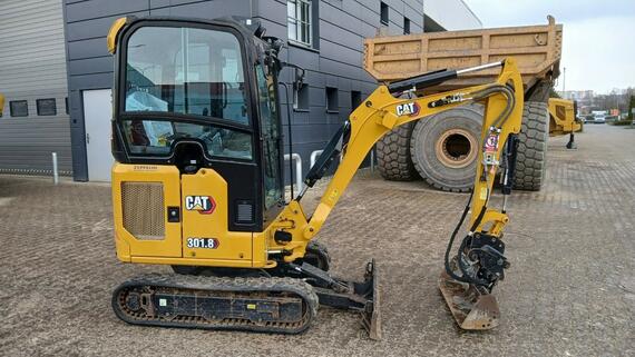 Caterpillar 301.8