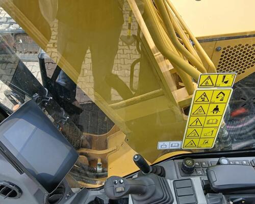 Caterpillar 310