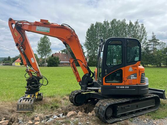 Doosan DX85R-3