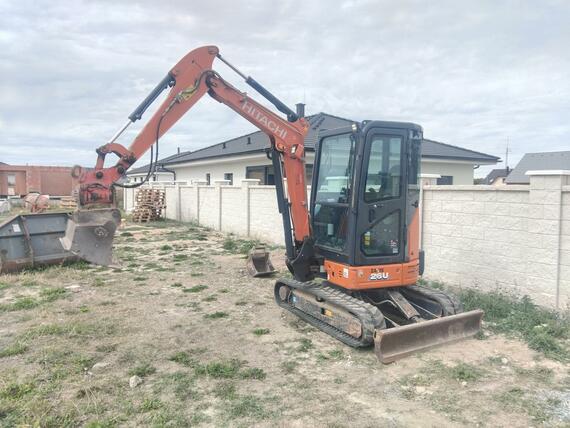 Hitachi ZX26U-6CR Powertilt