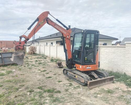 Hitachi ZX26U-6CR Powertilt
