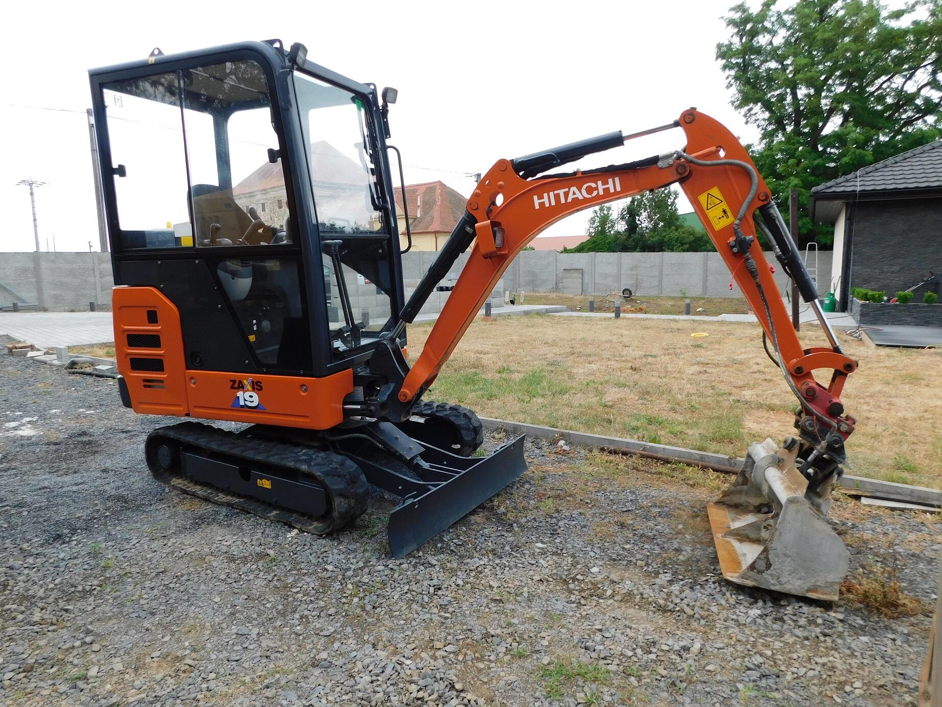 HITACHI ZX 19-6 CR,Hydraulická svahovka,TOP stav