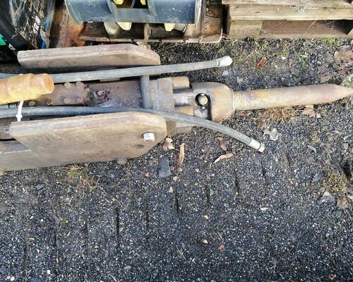Hydraulické bourací kladivo ZTS HRK 800 po servisu 