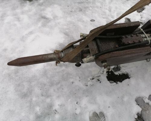Hydraulické bourací kladivo ZTS HRK 800 po servisu 