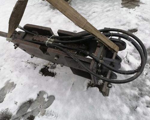 Hydraulické bourací kladivo ZTS HRK 800 po servisu 