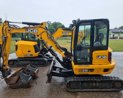 JCB 35Z - 770mth, hydr.svahovka, centrální mazání