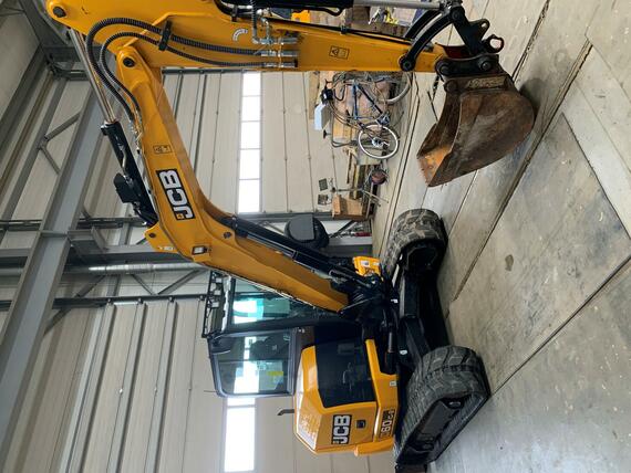 JCB 60C