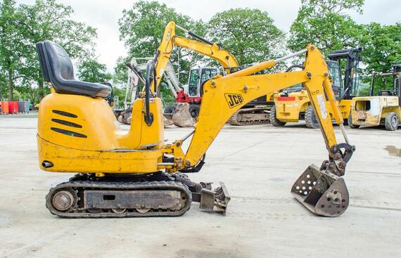 JCB 8008